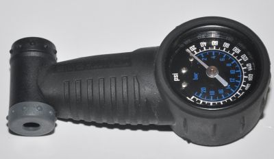 Манометр Giyo GG-04 GG04